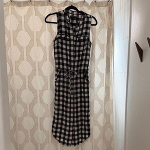 Banana Republic Black and White Plaid Midi Dress